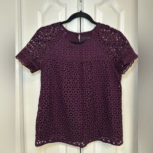 J.Crew - Chic Rich Luxurious Women’s Round Neck Embroidered Blouse in Size 4